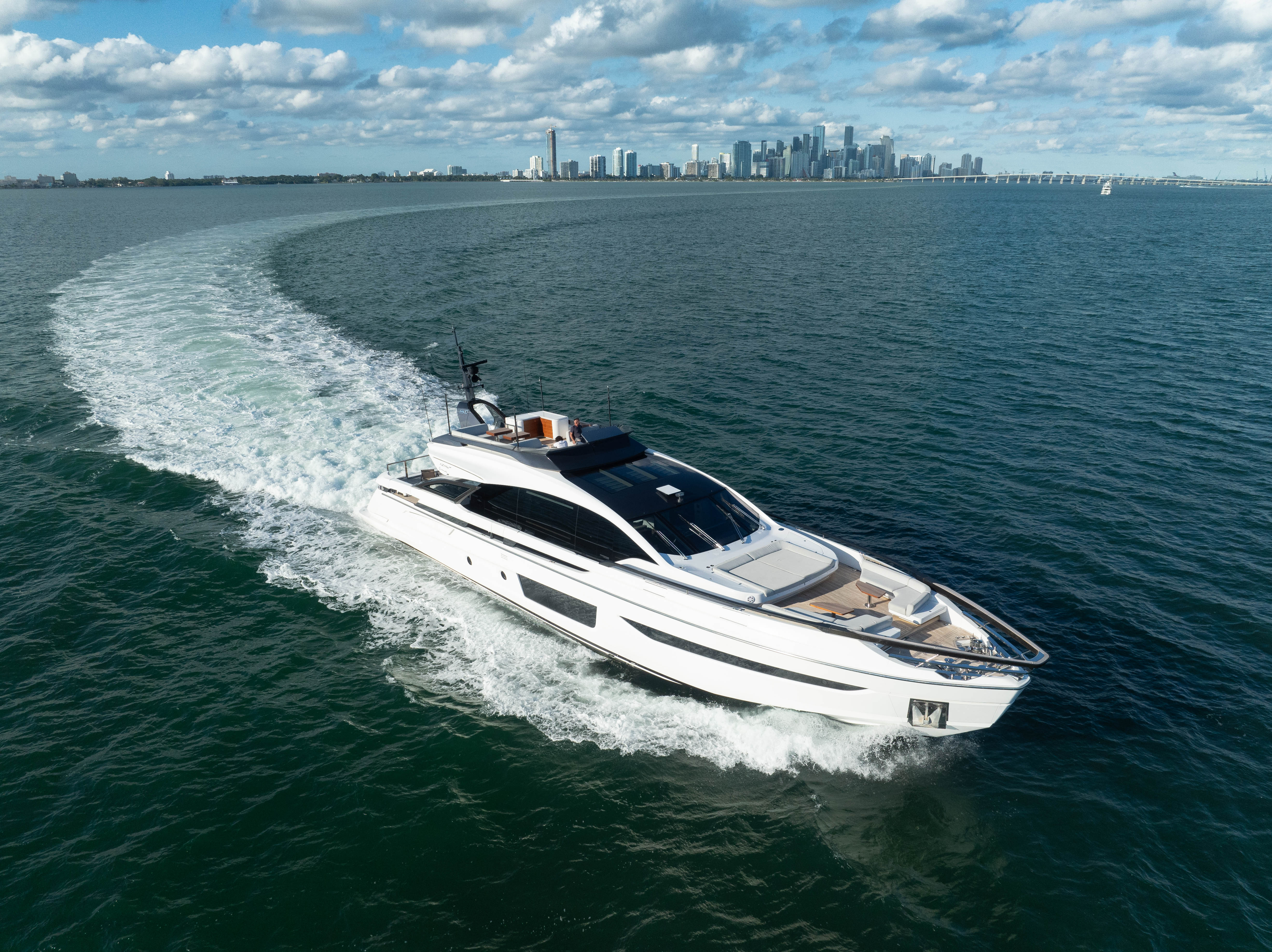 94ft Azimut